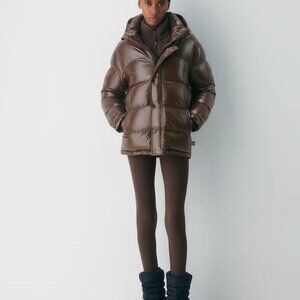 Like NEW Aritzia The Super Puff Original Hi-Gloss Puffer Jacket in Mocha Brown
